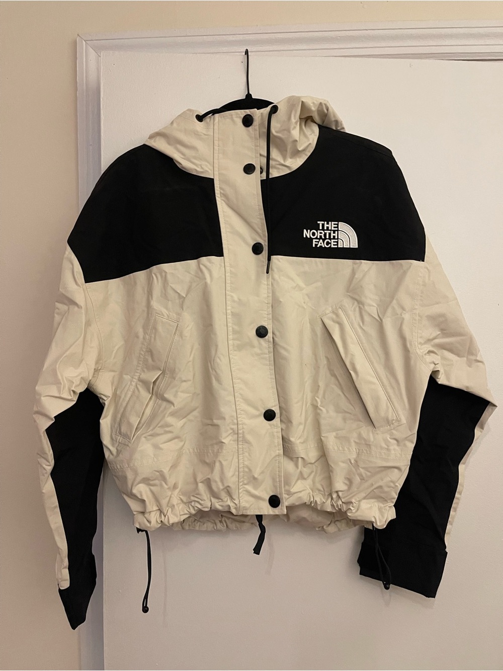 The North Face Hooded Two-Tone Shell Jacket in Cream and Black - Women’s Small